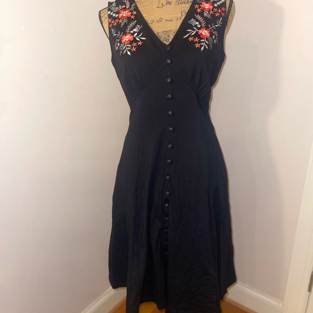 eShakti Self-Button Front Cotton Jersey Empire Dress floral embroidery size L:12
